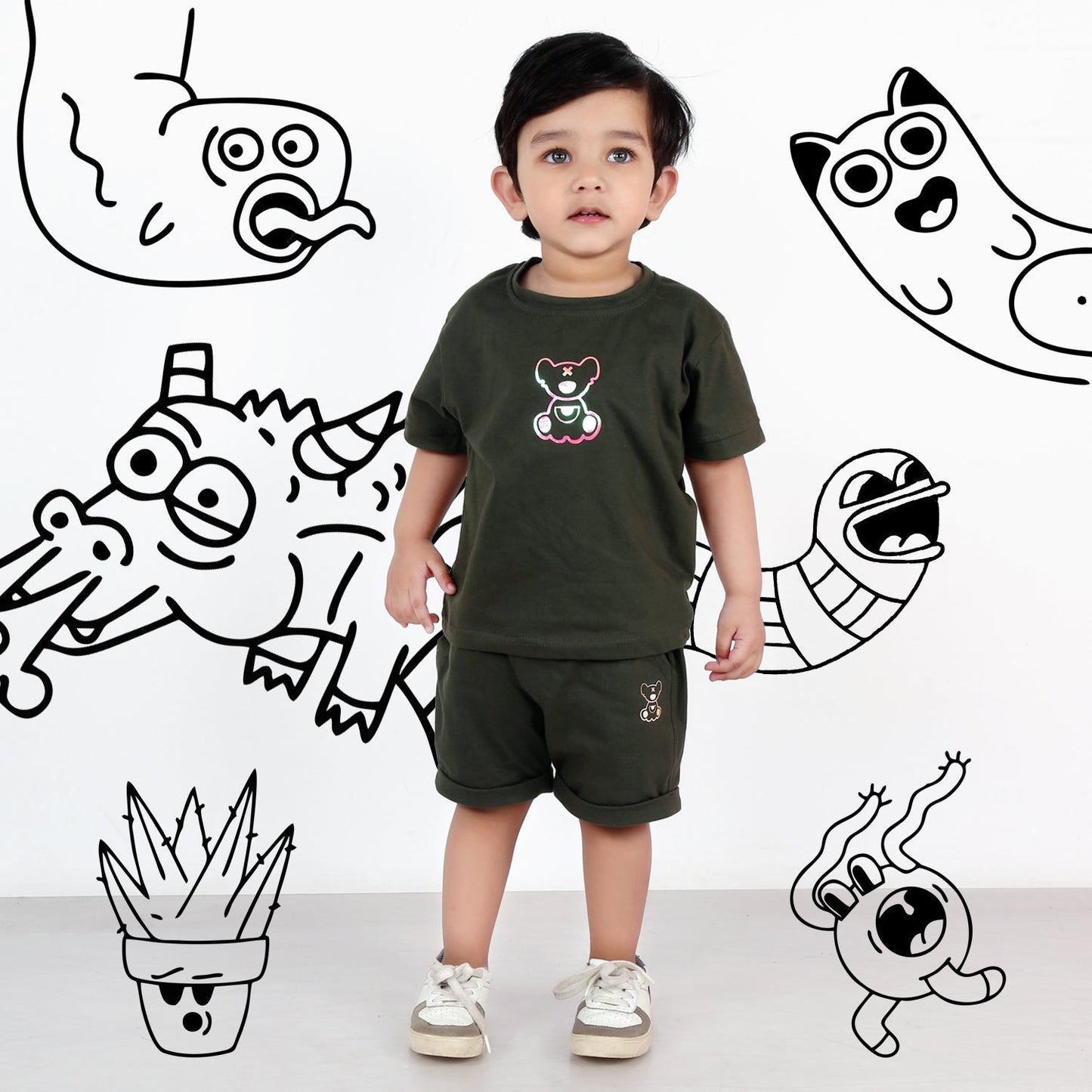 Cuddle Up in Style with our Teddy Bear T-Shirt Set!