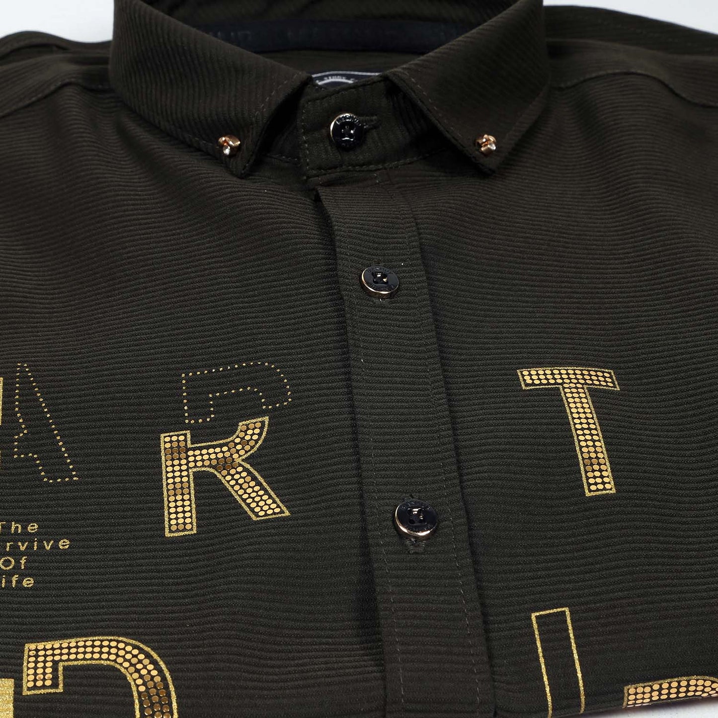 Print Perfect: Unique Shirt for Cool and Casual Outings!