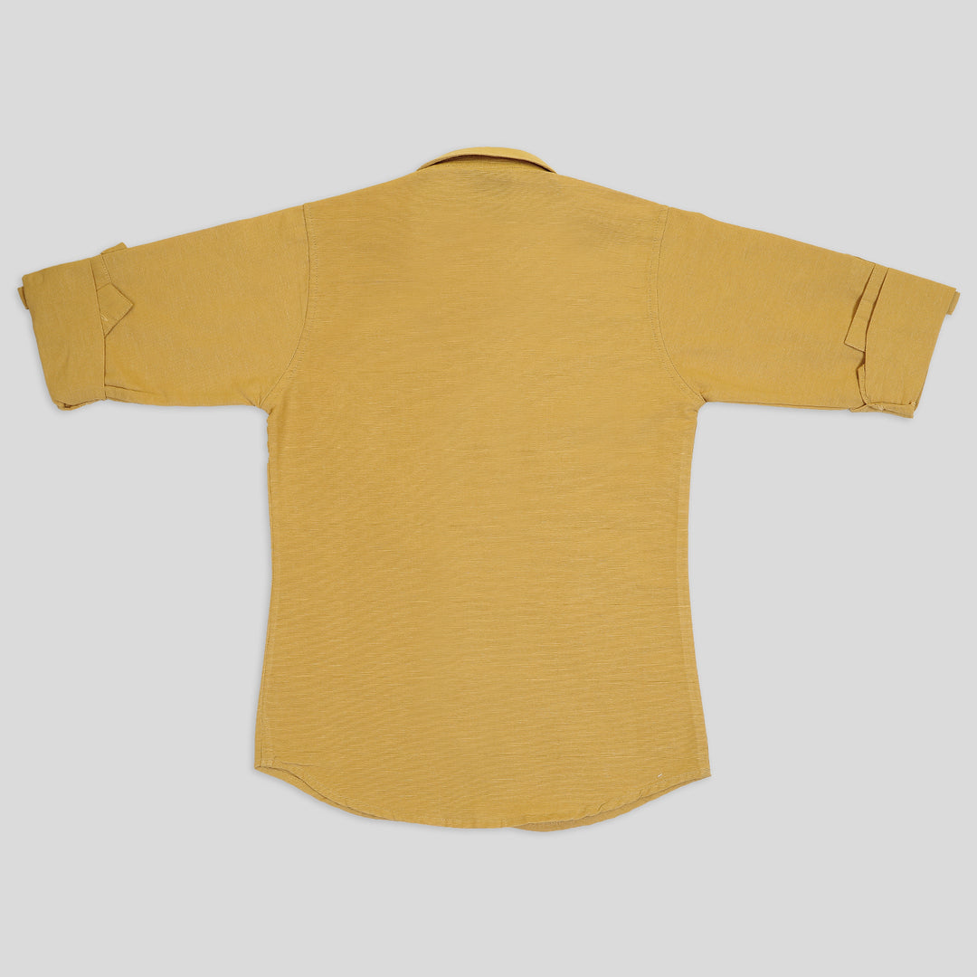 Simplicity, Elevated: This Plain Shirt Rocks Casual Style with Flair!