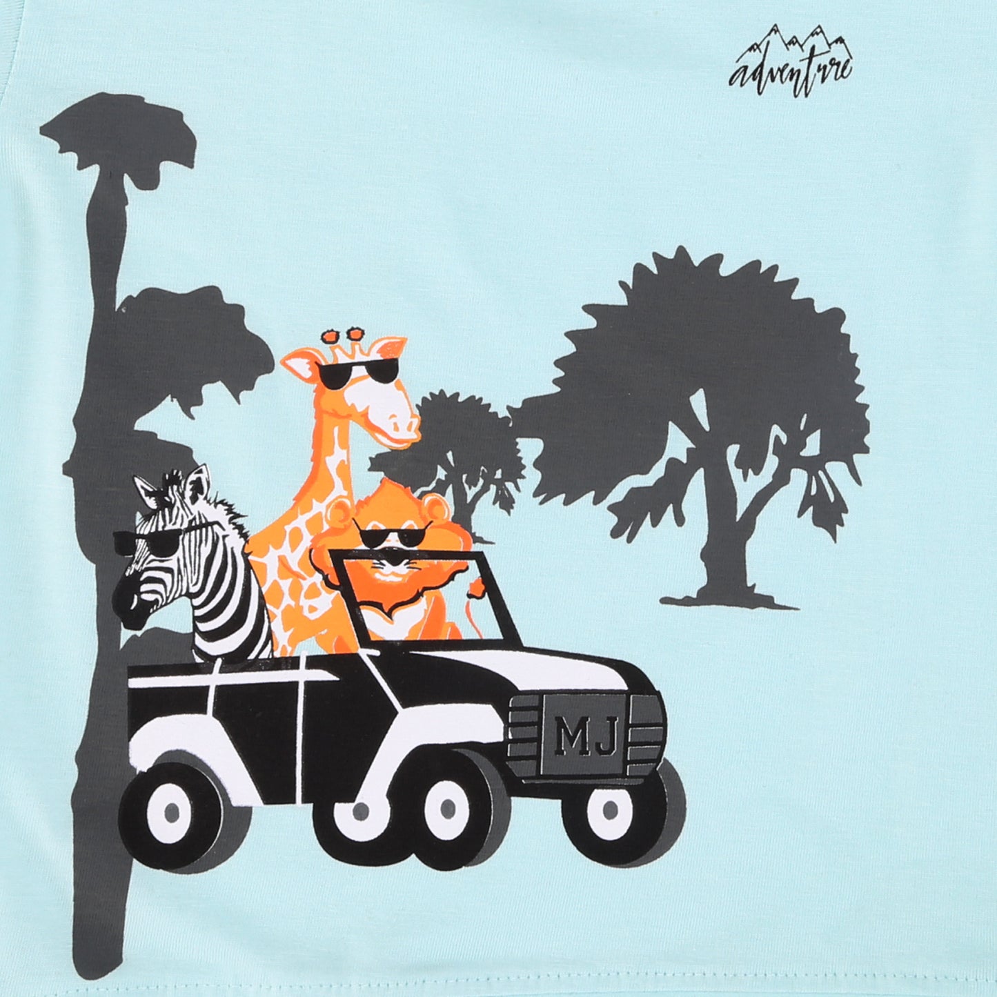 Tiny Trendsetter Alert: Printed Tee and Shorts Set Rocks!