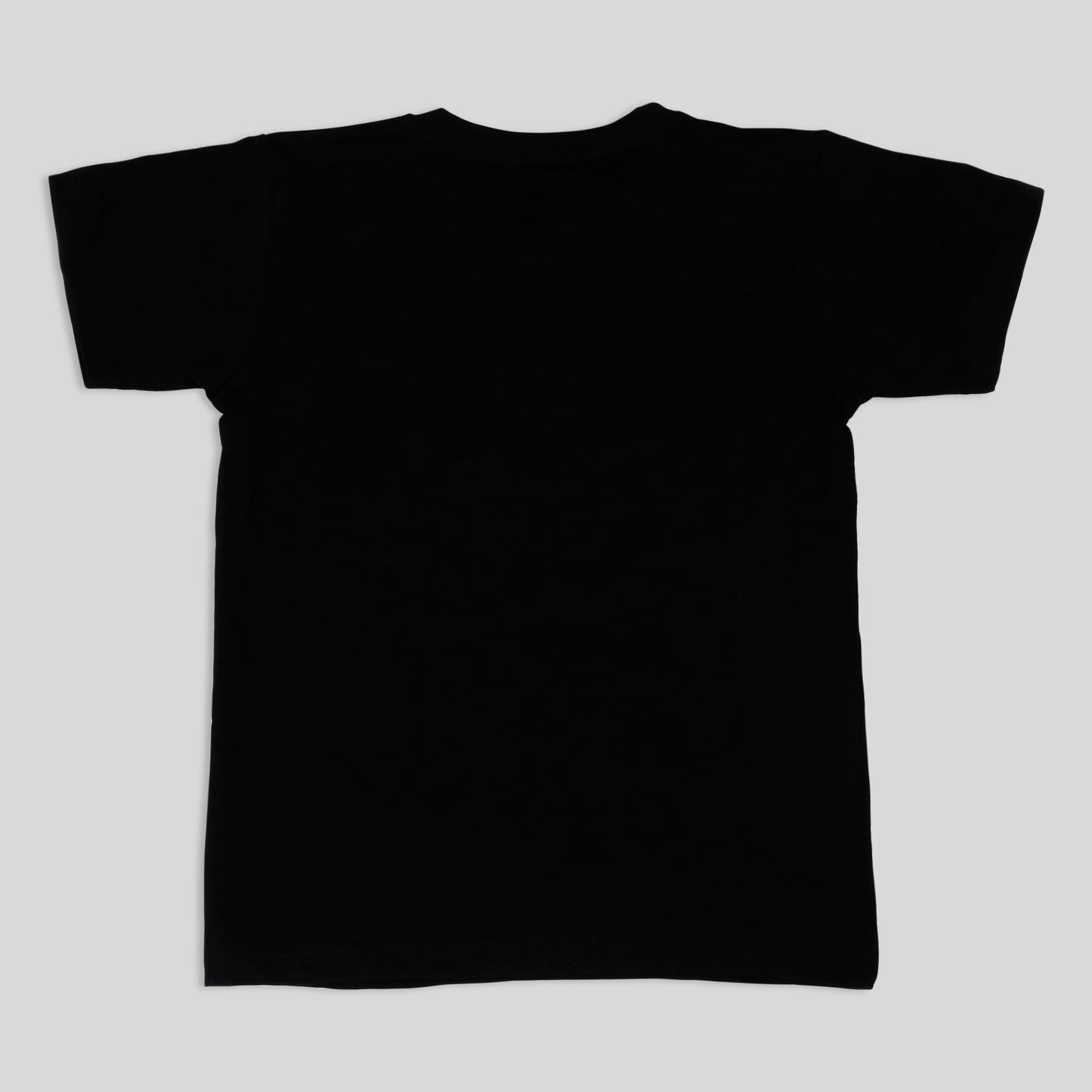 Shirt & Shrug Sizzle: Elevate Casual Coolness with This Unique Combo!