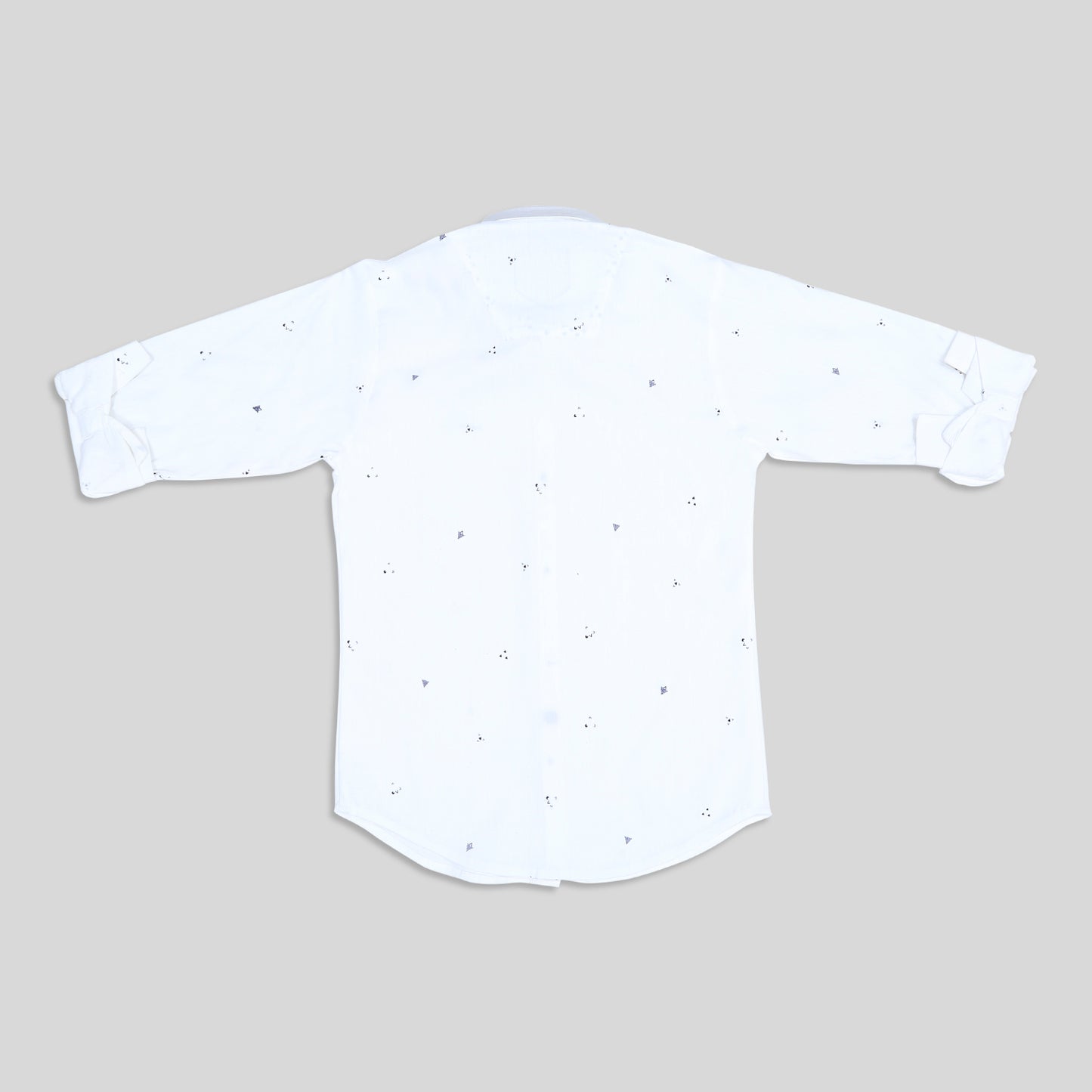 Plain and Simple Chic: Elevate Casual Coolness with This Unique Shirt!