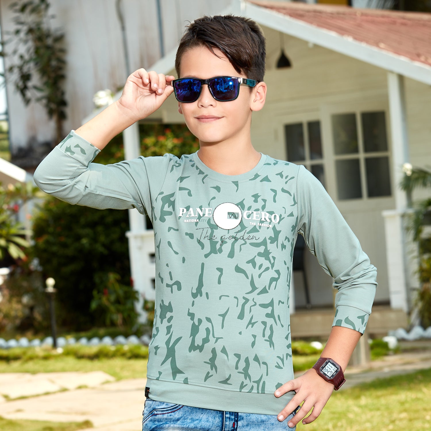 Stylish Full-Sleeves T-shirt for Young boys – MASHUP