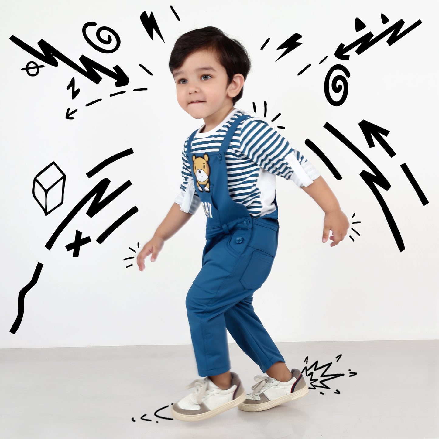 Personalized Dungaree Set: Your Little One's Name in Style!