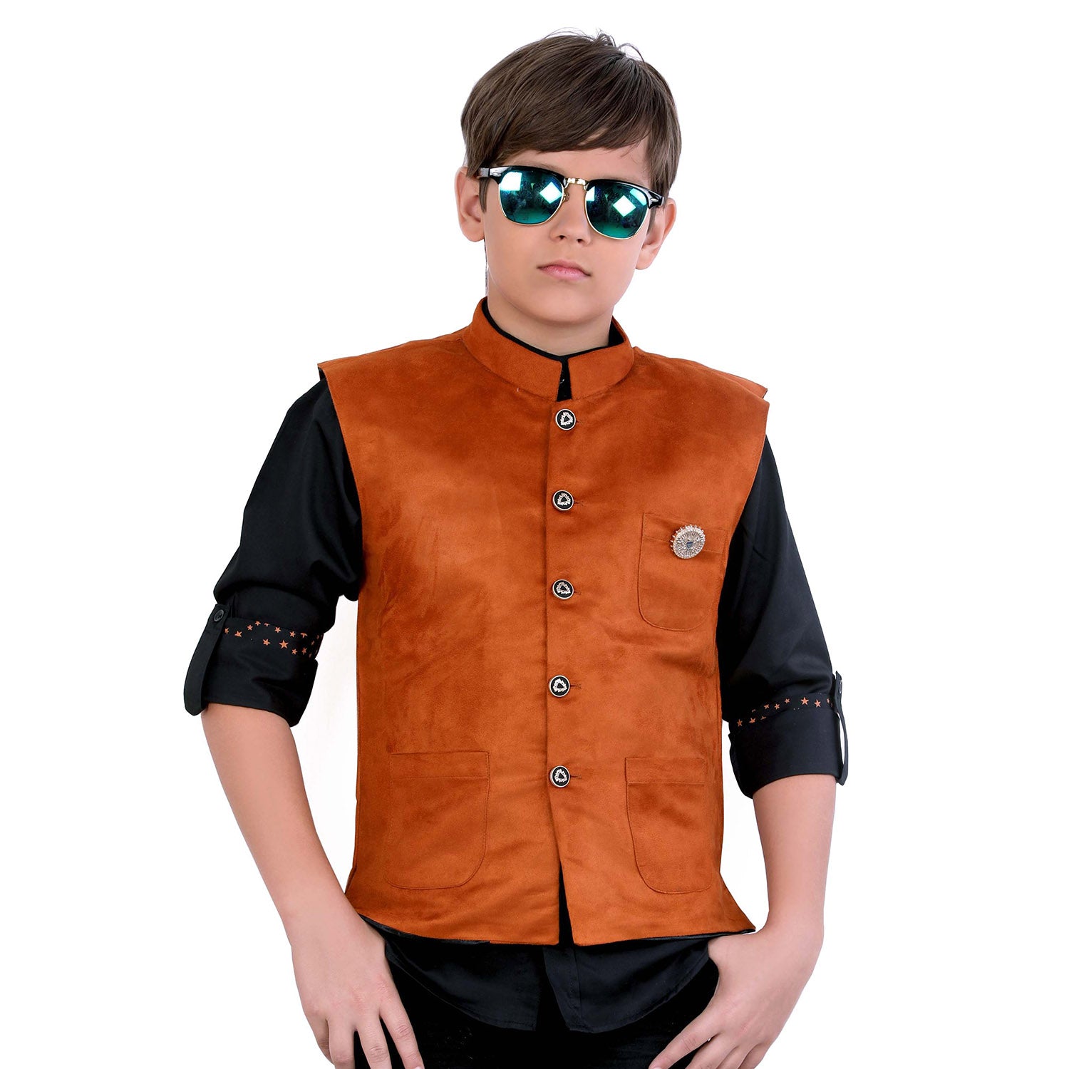 BROWN SUEDE modi jacket WITH BLACK SHIRT - Main Image