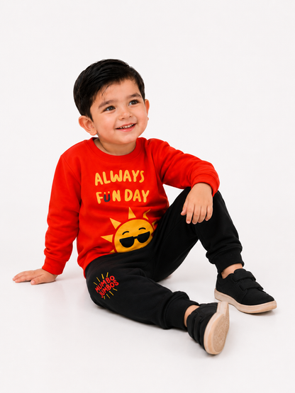 Cool & Comfy! Printed Full Sleeves T-Shirt & Jogger Set!