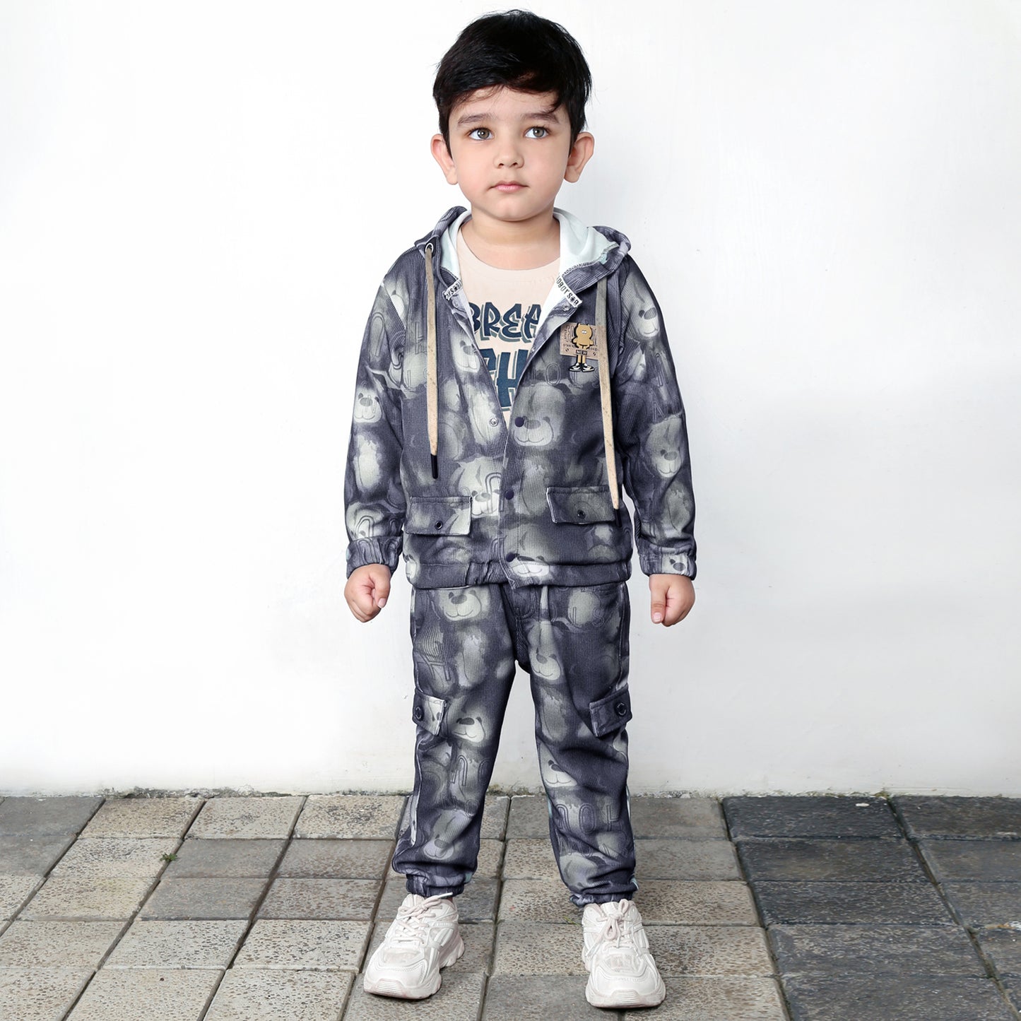 Printed Jacket, Fun Tee & Joggers: Boys’ Casual Style Essential
