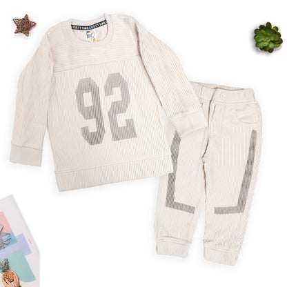 Playful Printed Tee & Joggers: Boys’ Comfy Casual Style Essential