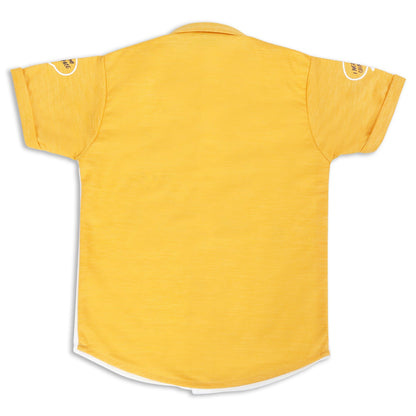 Tiny Trendsetter Alert! Playful Prints in Cool Shirt-Shorts Combo.