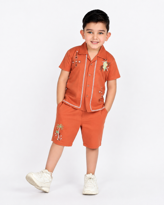 Embroidered Elegance: Chic Shirt and Shorts Set for Stylish Outings!