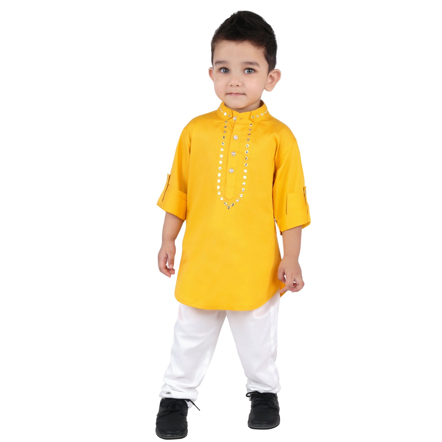 "Tiny Krishna Chic: Janmashtami-Inspired Kurta Pajama Set for Boys!"