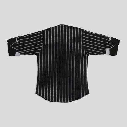 Stripe it Right: Elevate Casual Chic with This Fun, Striped Shirt!