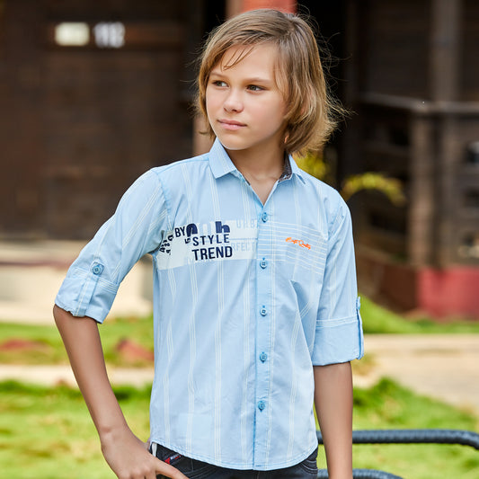 Stripe it Right: Elevate Casual Chic with This Fun, Striped Shirt!