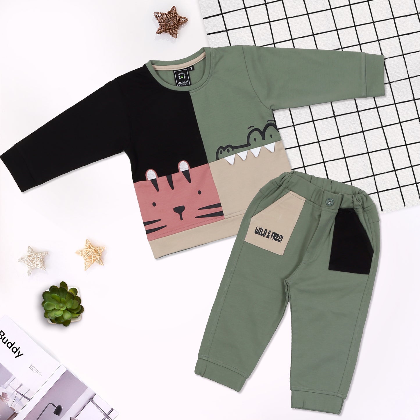 "Snap into Adventure: Crocodile-Printed T-Shirt and Jogger Set for Boys!"