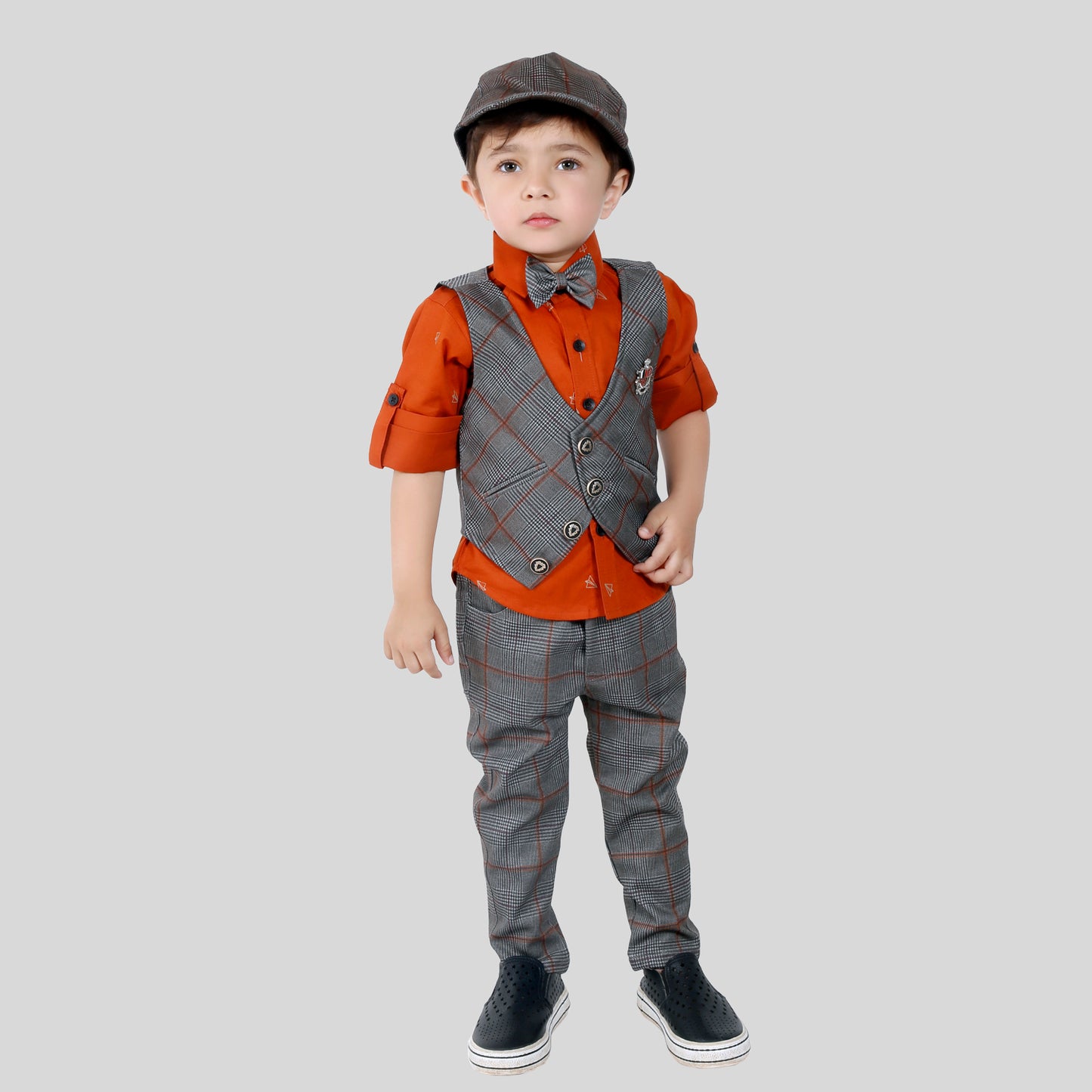 BAD BOYS ELEGANT AND COMFORTABLE OUTFIT WITH SHIRT, WAISTCOAT AND PANTS