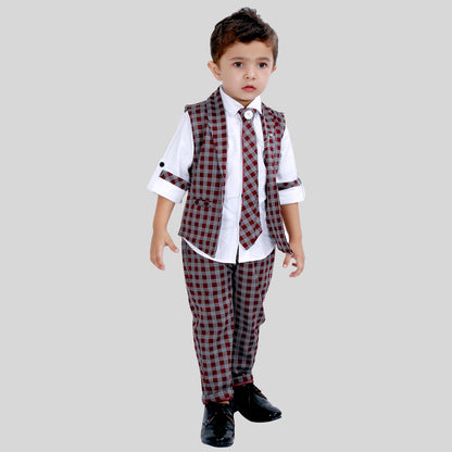ELEGANT OUTFIT WITH WAISTCOAT, BOTTOMS AND SUITING