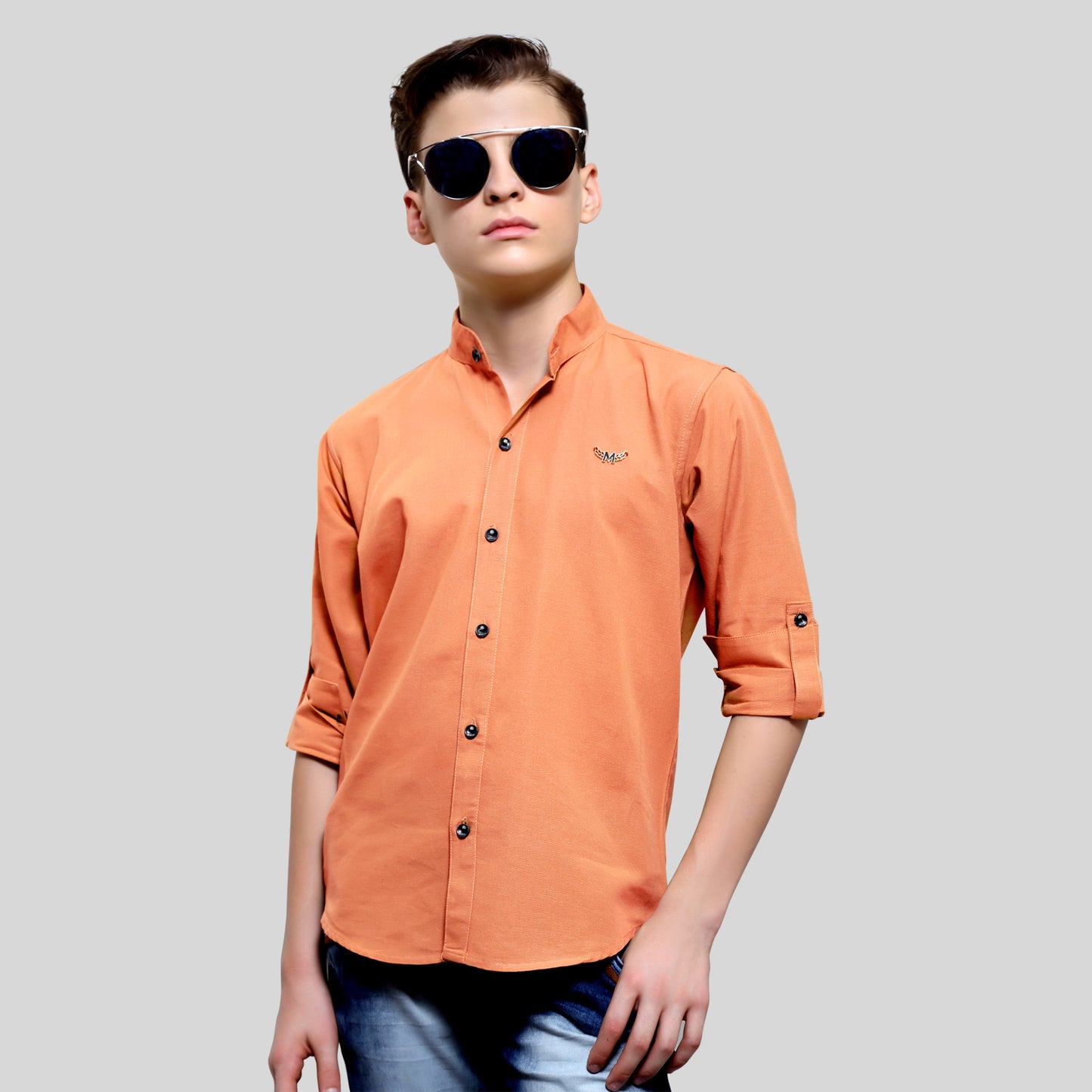 Spruce-Up Swagger: Boys' Classic Collar Shirt for Effortless Elegance!