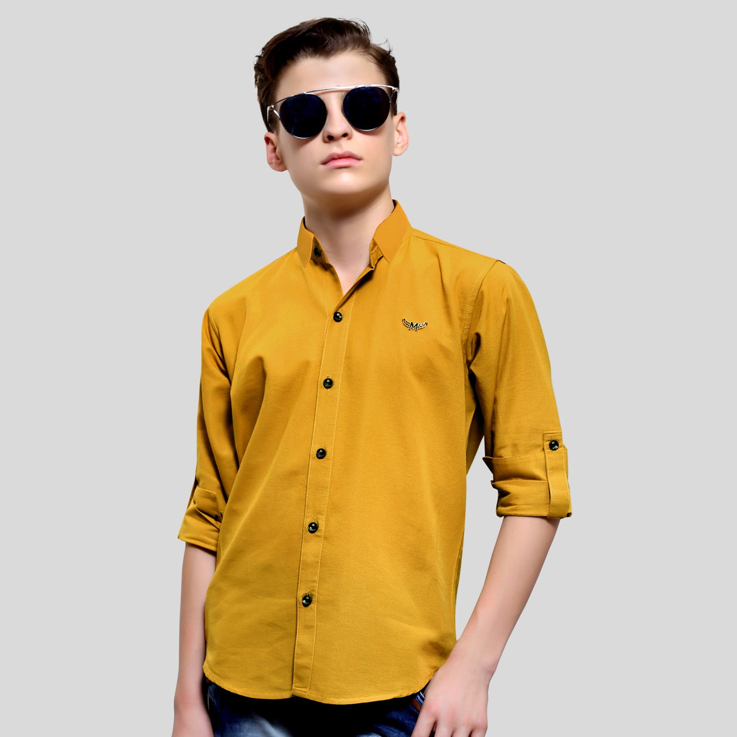 Swagger in Style: Boys' Classic Collar Shirt for Cool Comfort!