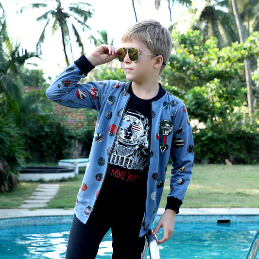 Dynamic Duo: T-Shirt + Jacket - Elevate Your Casual Cool