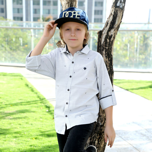 Plain and Simple Chic: Elevate Casual Coolness with This Unique Shirt!