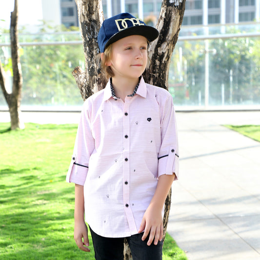 Plain and Simple Chic: Elevate Casual Coolness with This Unique Shirt!