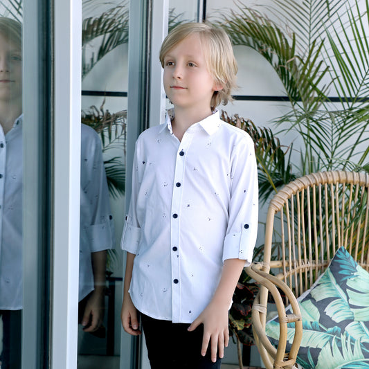 Plain and Simple Chic: Elevate Casual Coolness with This Unique Shirt!