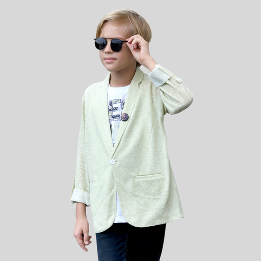 Shirt & Shrug Sizzle: Elevate Casual Coolness with This Unique Combo!