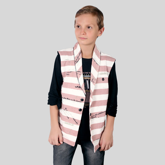 Shirt & Shrug Sizzle: Elevate Casual Coolness with This Unique Combo!